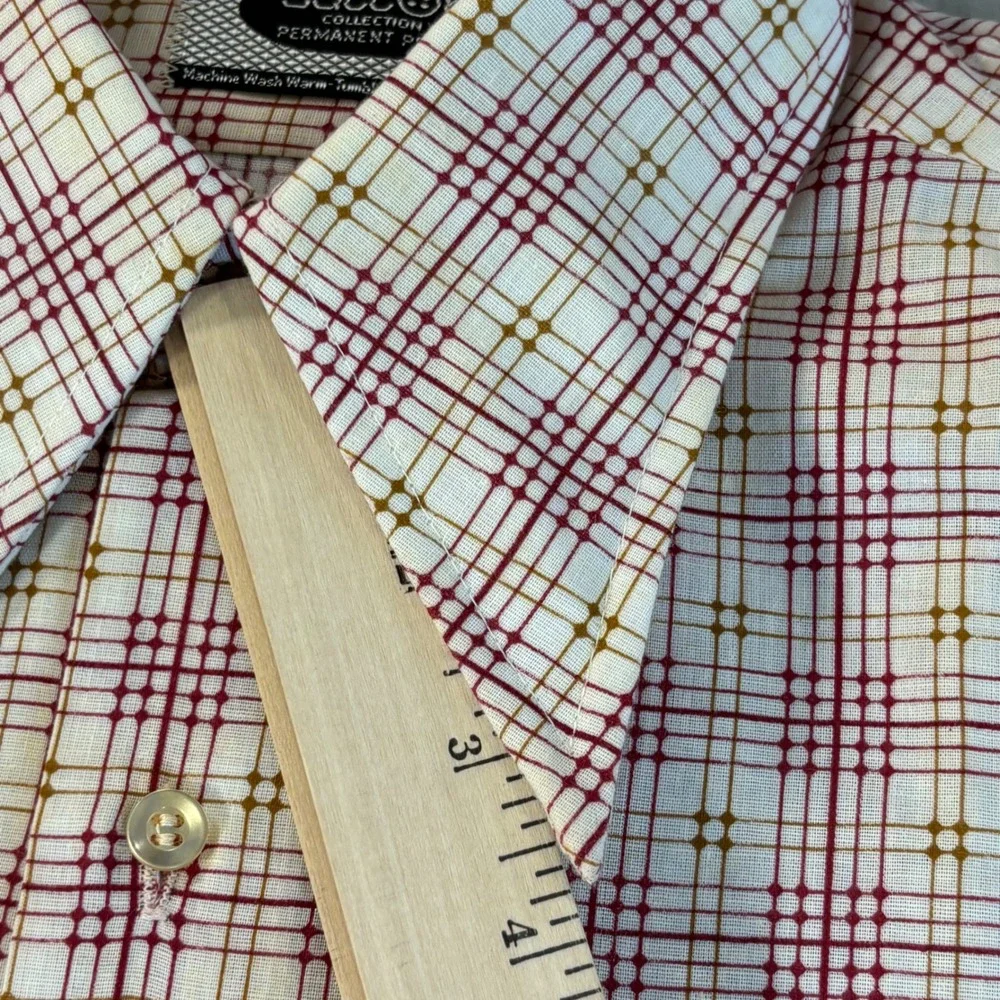 Vtg 70s Sutton Collection disco shirt  Dagger Collar Men's 15-33 geometric print